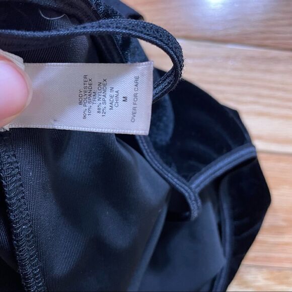 Victoria’s Secret Vintage Black Velour Lace Trim Bottom Cheeky Bodysuit - Picture 9 of 9